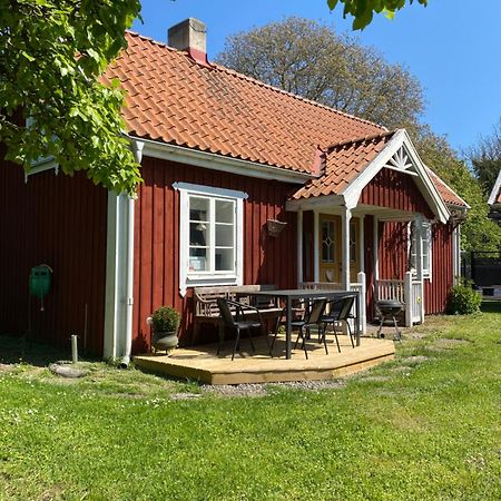 Bo I Egen Stuga Pa Haerlig Oelandsgard Köpingsvik Eksteriør bilde