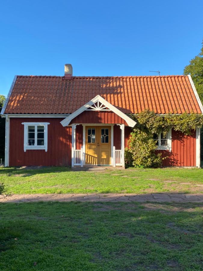 Bo I Egen Stuga Pa Haerlig Oelandsgard Köpingsvik Eksteriør bilde