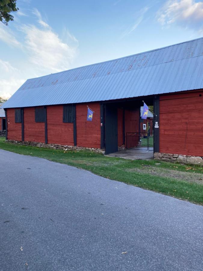 Bo I Egen Stuga Pa Haerlig Oelandsgard Köpingsvik Eksteriør bilde